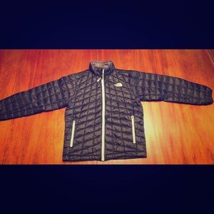 Boys North Face puffer